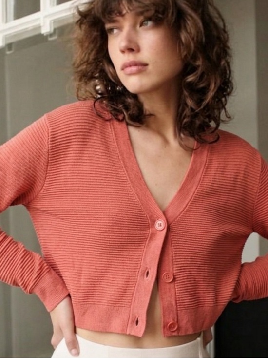 Aritzia Sweaters - Aritzia Wilfred Sz S Light Knit Orange Cropped Cardigan Sweater